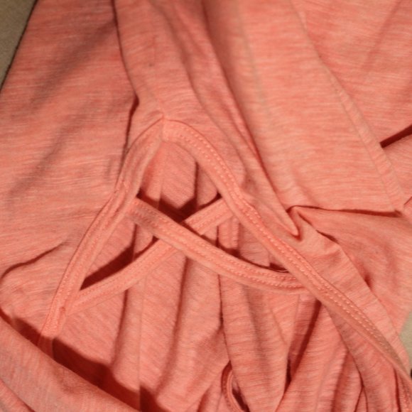 Old Navy Pink Activewear Tank Top - Picture 6 of 6